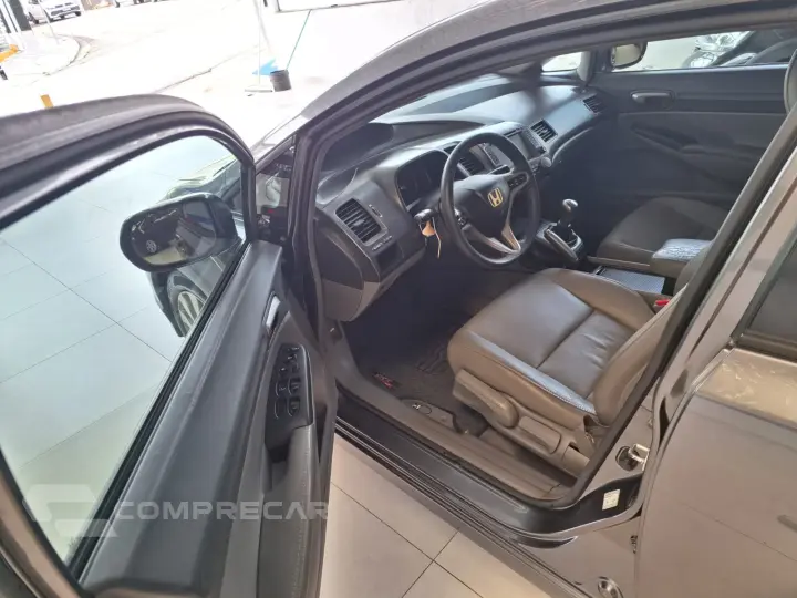CIVIC 1.8 LXL 16V