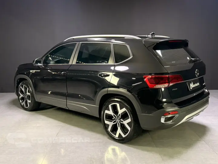TAOS 1.4 250 TSI TOTAL FLEX HIGHLINE AUTOMÁTICO