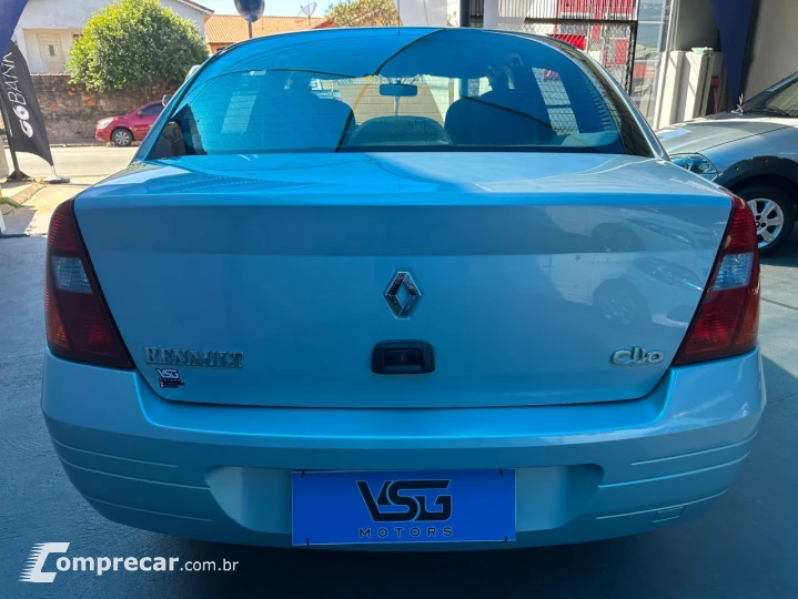 Clio Sedan 1.0 16V 4P RT