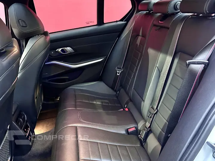 330i 2.0 16V TURBO GASOLINA M SPORT AUTOMÁTICO