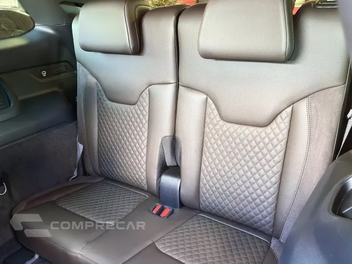 COMMANDER 1.3 T270 TURBO FLEX OVERLAND AT6