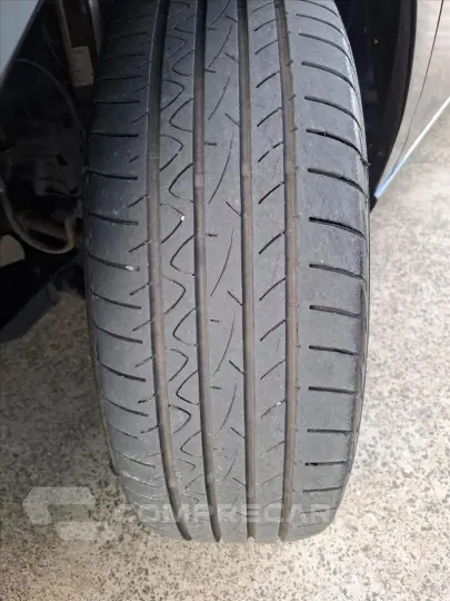 ONIX 1.0 Turbo Plus Premier