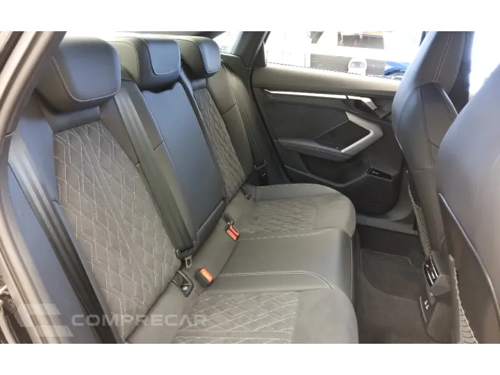 A3 2.0 40 TFSI GASOLINA SEDAN PERFORMANCE BLACK S-TRONIC