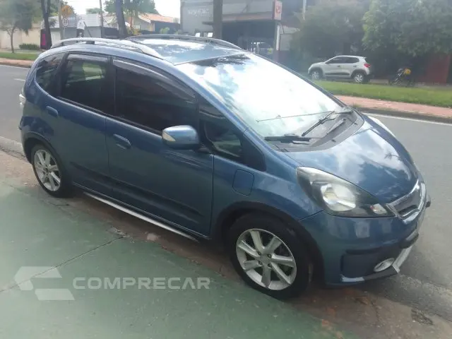 FIT - 1.5 TWIST 16V 4P MANUAL