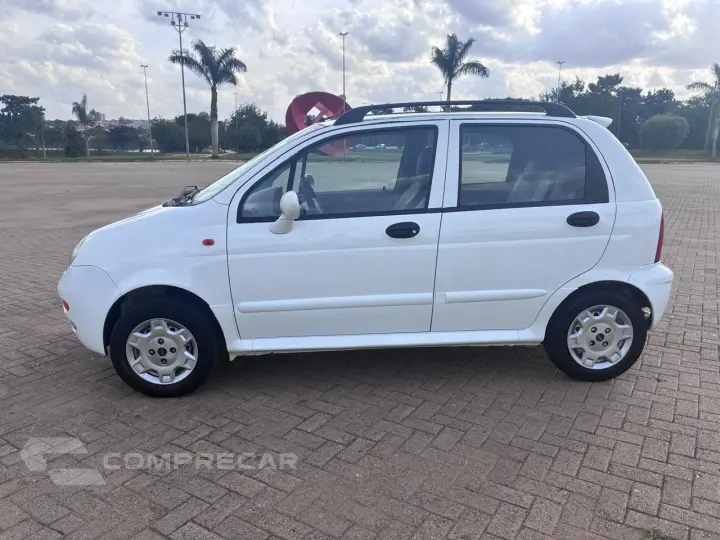 QQ 1.1 MPFI 16V
