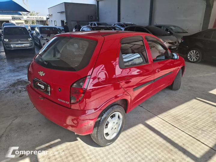 CELTA 1.0 MPFI LT 8V