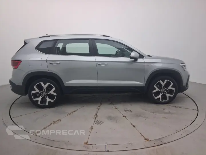 TAOS 1.4 250 TSI TOTAL FLEX HIGHLINE AUTOMÁTICO