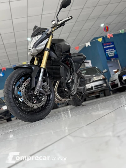 CB1000R