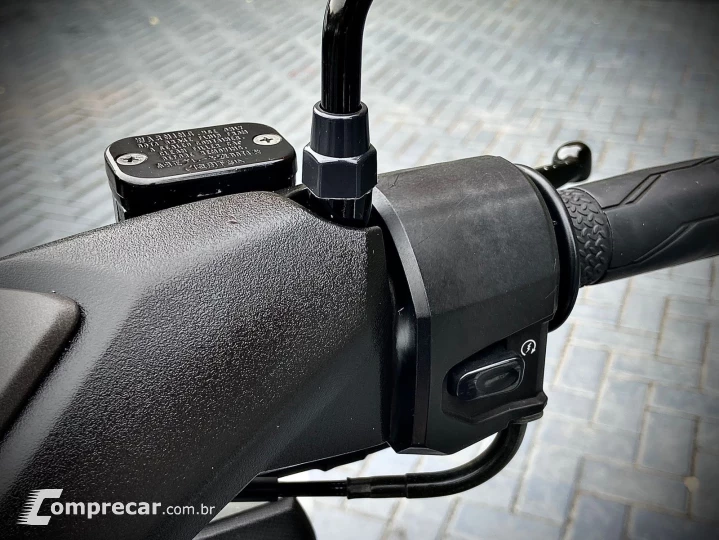 NMAX 160 ABS