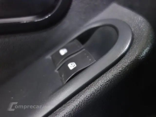 SANDERO - 1.6 EXPRESSION 8V 4P MANUAL