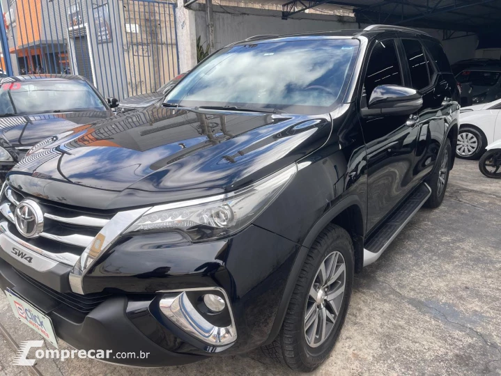 HILUX SW4 2.8 SRX 4X4 7 Lugares 16V Turbo Intercooler