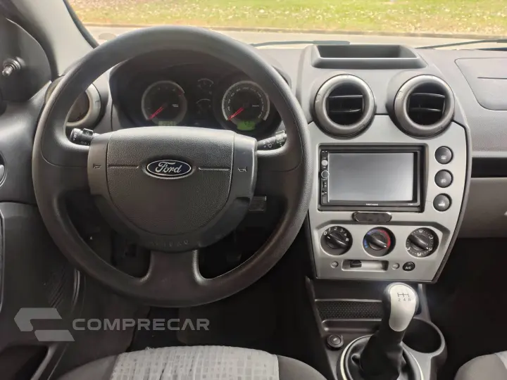 FIESTA 1.6 ROCAM SE SEDAN 8V