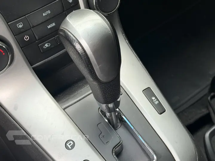 CRUZE 1.8 LT SPORT6 16V FLEX 4P AUTOMÁTICO