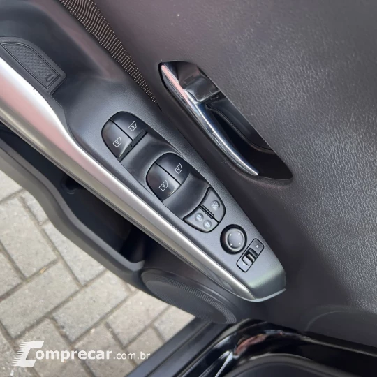 KICKS SV 1.6 16V FlexStar 5p Aut.