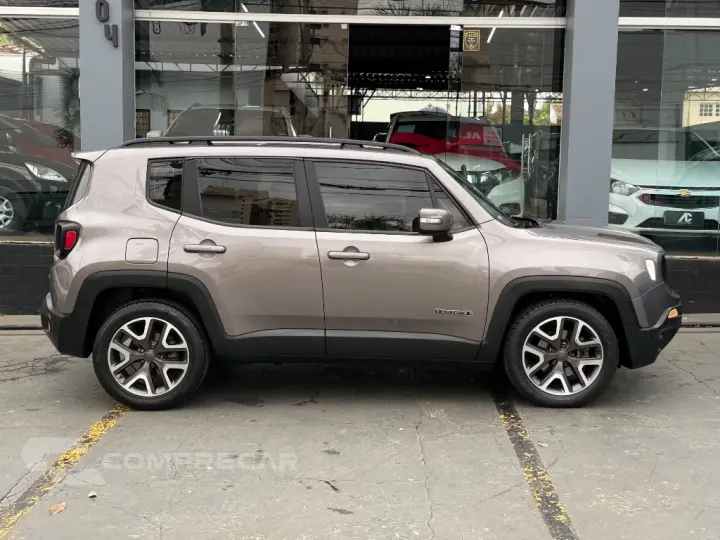Renegade Longitude 1.8 4x2 Flex 16V Aut.