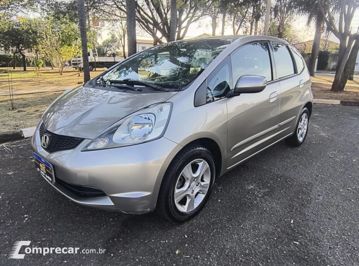 FIT 1.4 LX 16V