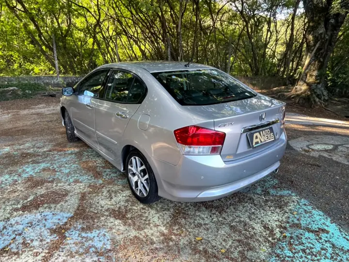 CITY 1.5 EXL Sedan 16V