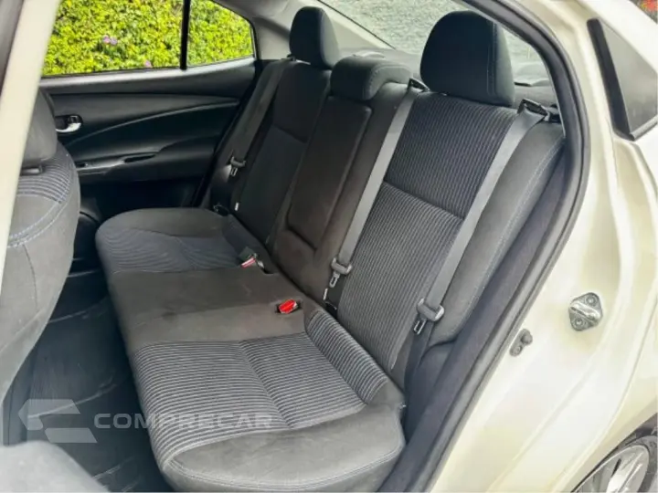 YARIS 1.5 16V FLEX SEDAN XL PLUS TECH MULTIDRIVE