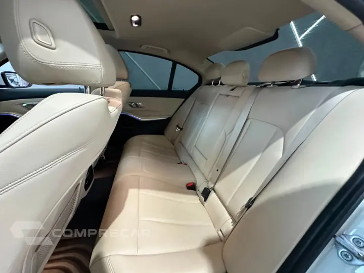 330i M Sport 2.0 TB 16V 4p