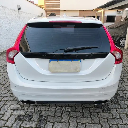 V60 2.0 T4 Momentum