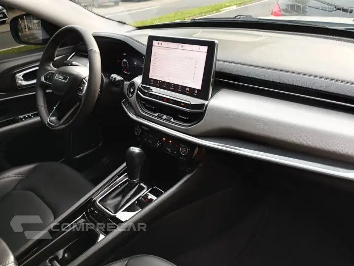 Compass 1.3 16V 4P FLEX LONGITUDE T270 TURBO AUTOMÁTICO