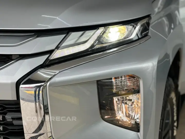 L200 TRITON 2.4 16V TURBO DIESEL SPORT HPE CD 4P 4X4 AUTOMÁT