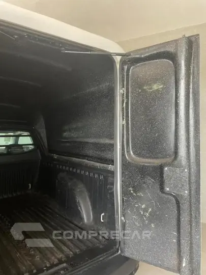 SAVEIRO 1.6 CS ROBUST 8V FLEX 2P MANUAL