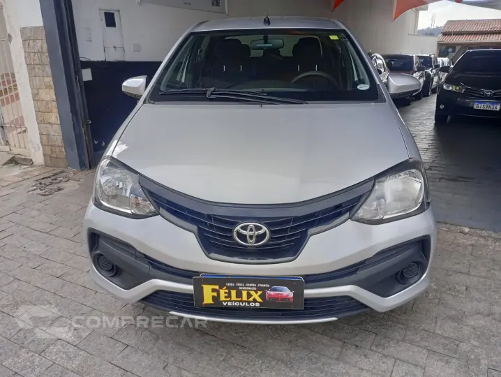 ETIOS 1.5 X Sedan 16V