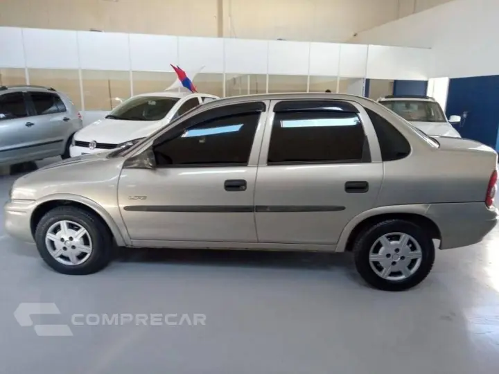 CLASSIC 1.0 MPFI Life 8V