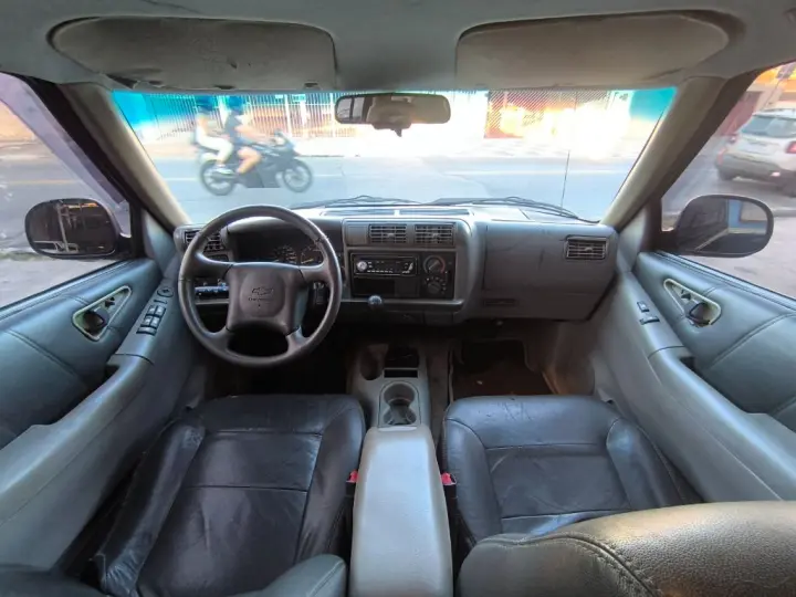 S10 Pick-Up Luxe 4.3 V6 CD