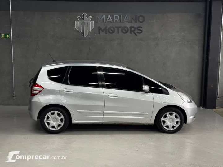 FIT 1.4 LX 16V FLEX 4P AUTOMÁTICO
