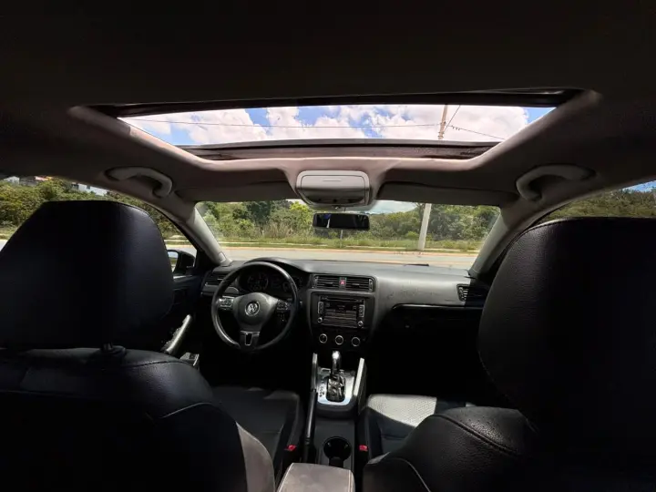 Jetta 2.0 Comfortline Tiptronic (Flex)