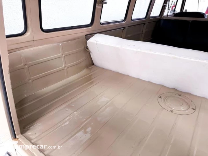 KOMBI
