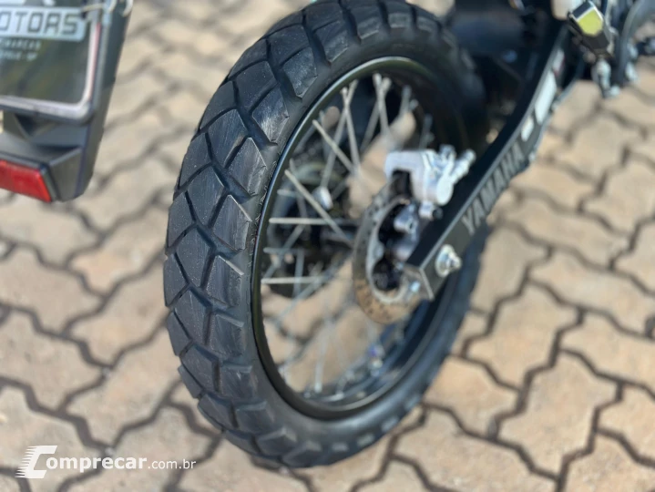 XTZ 250 LANDER ABS