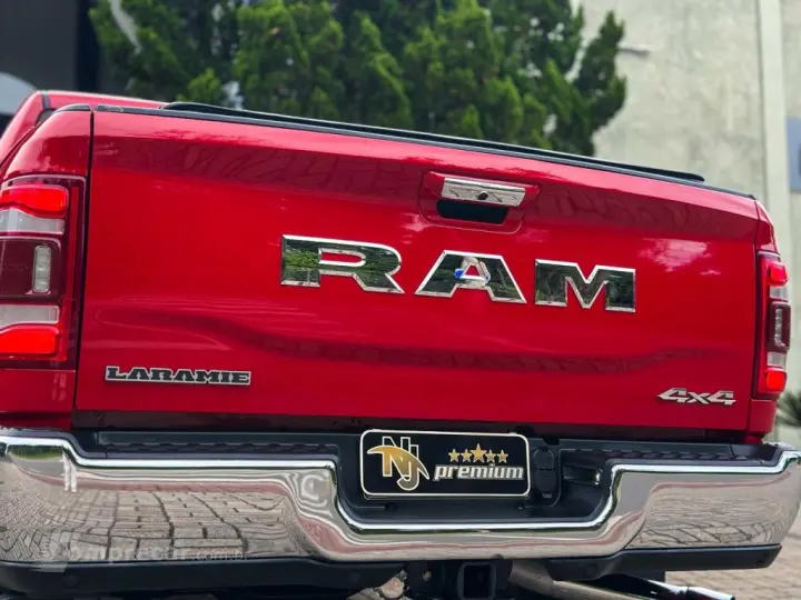 2500 6.7 I6 TURBO DIESEL LARAMIE CD 4X4 AUTOMÁTICO