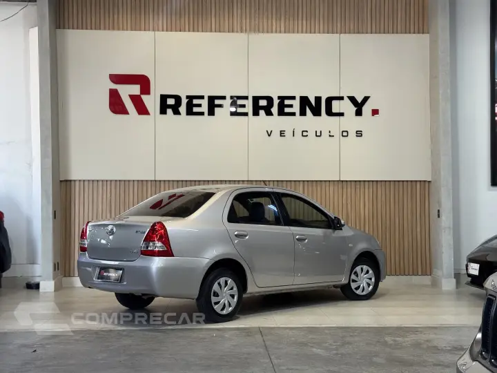 ETIOS 1.5 XLS 16V FLEX 4P AUTOMÁTICO