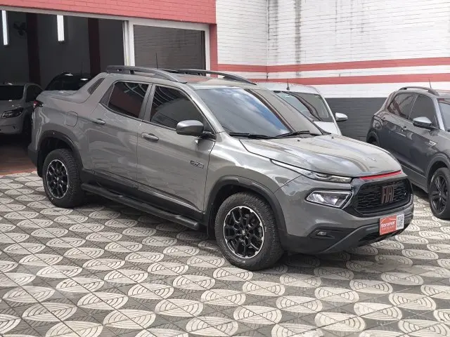 TORO - 2.0 16V TURBO ULTRA 4WD AT9