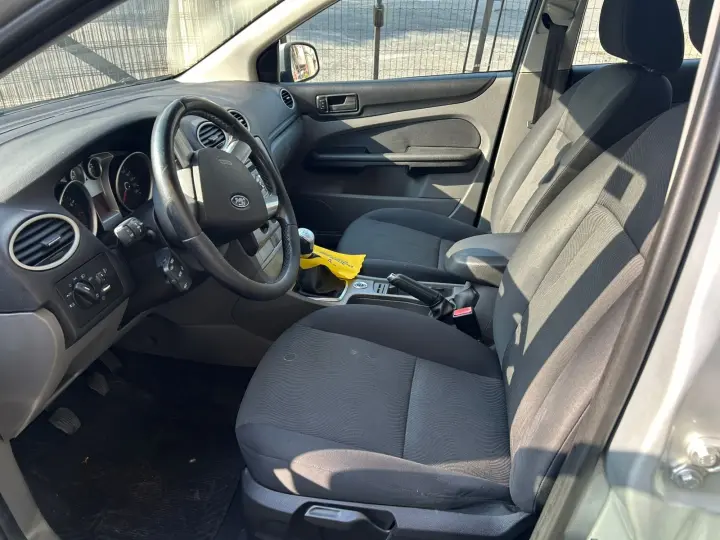 Focus Sedan 2.0 16V/2.0 16V Flex 4p