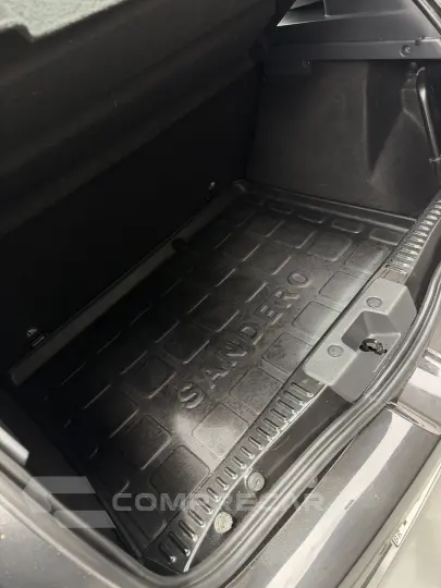 SANDERO 2.0 16V RS Racing Spirit