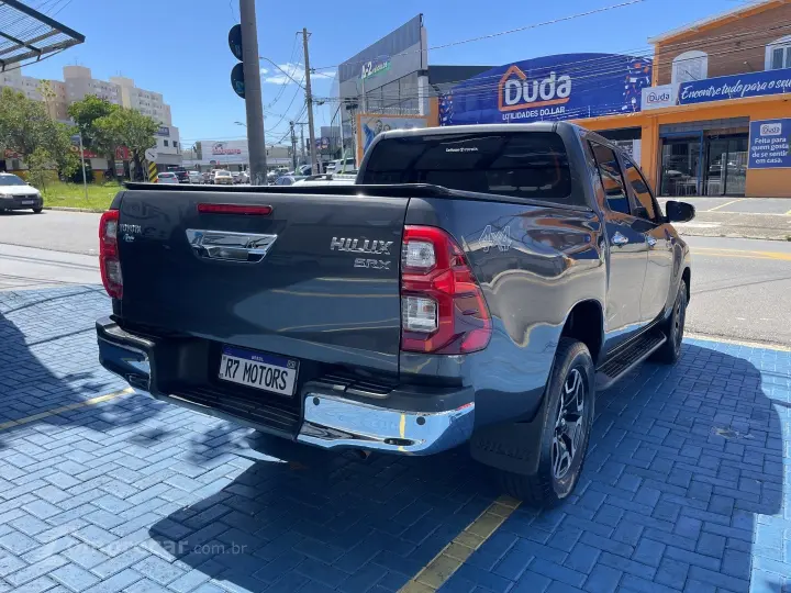 HILUX 2.8 D-4D TURBO DIESEL CD SRX 4X4 AUTOMÁTICO