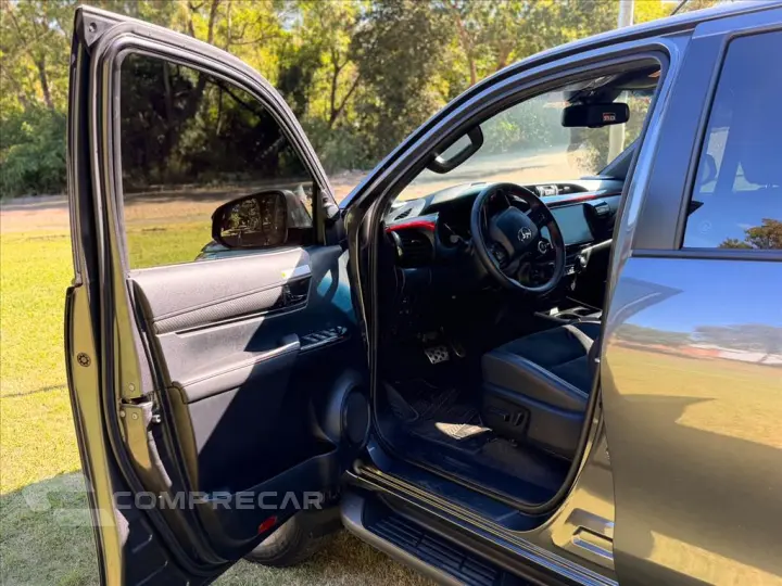 HILUX 2.8 D-4D TURBO DIESEL CD GR-S 4X4 AUTOMÁTICO