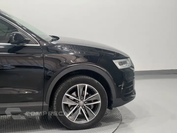 Q3 1.4 TFSI AMBIENTE FLEX 4P S TRONIC