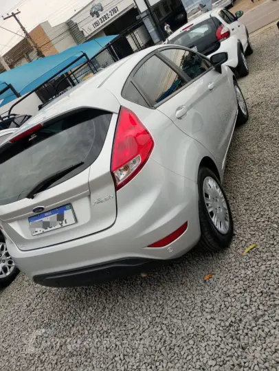 Fiesta Hatch 1.6 4P SE FLEX