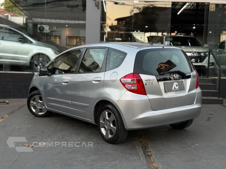 Fit LX 1.4/ 1.4 Flex 8V/16V 5p Aut.
