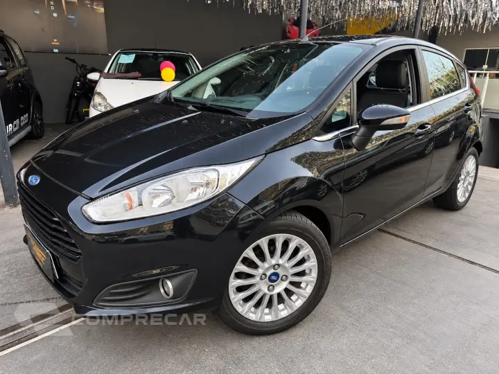 FIESTA 1.6 TITANIUM HATCH 16V FLEX 4P POWERSHIFT