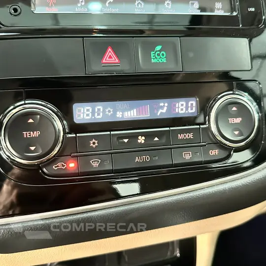 OUTLANDER 2.2 165cv Diesel Aut.