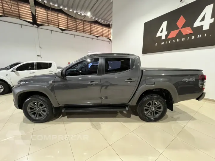 L200 TRITON 2.4 16V Turbo Sport Outdoor GLS CD 4X4