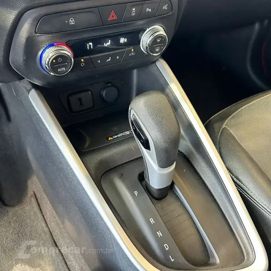 ONIX 1.0 Turbo Plus Premier