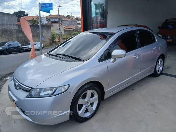 Civic Sedan LXS 1.8/1.8 Flex 16V Aut. 4p