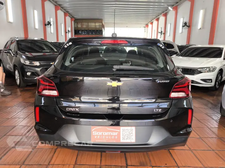 ONIX 1.0 TURBO FLEX LTZ AUTOMÁTICO